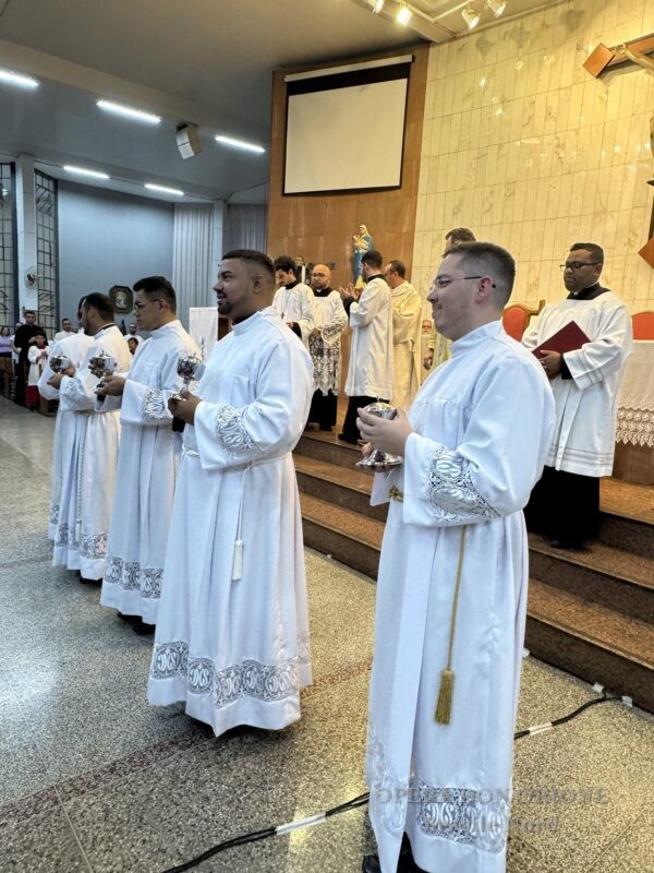 Brasile Nord - Fede, servizio e vocazione: nove religiosi istituiti Lettori e Accoliti -  30977