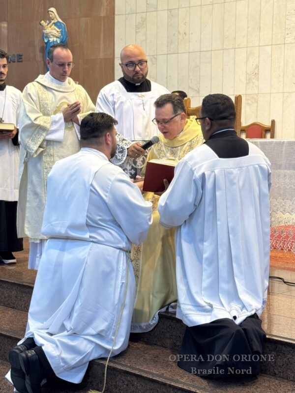 Brasile Nord - Fede, servizio e vocazione: nove religiosi istituiti Lettori e Accoliti -  30985