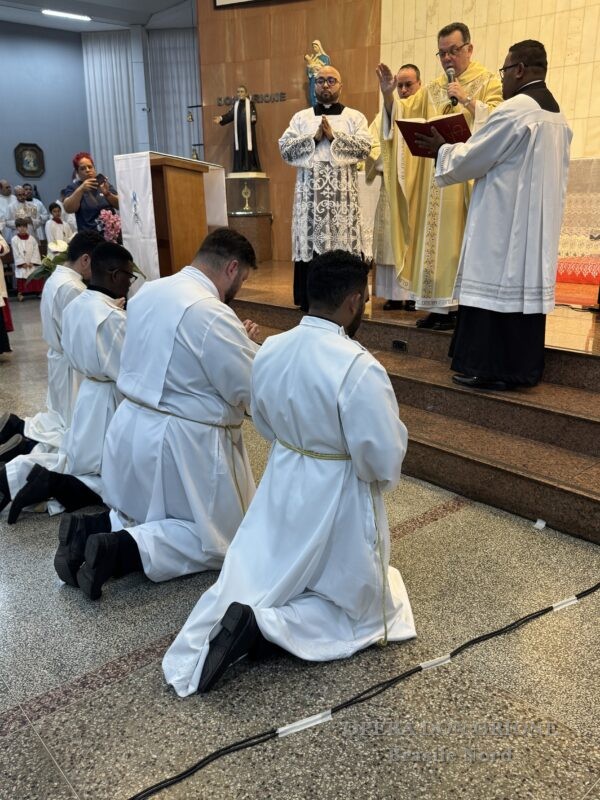 Brasile Nord - Fede, servizio e vocazione: nove religiosi istituiti Lettori e Accoliti -  30989