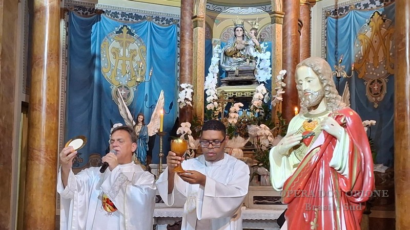Brasile Sud – Tra fede e tradizione la parrocchia Nostra Signora di Achiropita festeggia il suo primo secolo -  31008