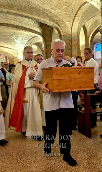 Tortona – La Famiglia Carismatica Orionina accoglie Mamma Carolina al Santuario della Madonna della Guardia -  31158