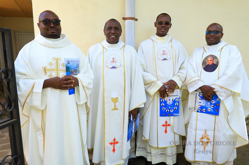 Kenya - L'ordinazione diaconale di Justus Nyabuga  -  31290