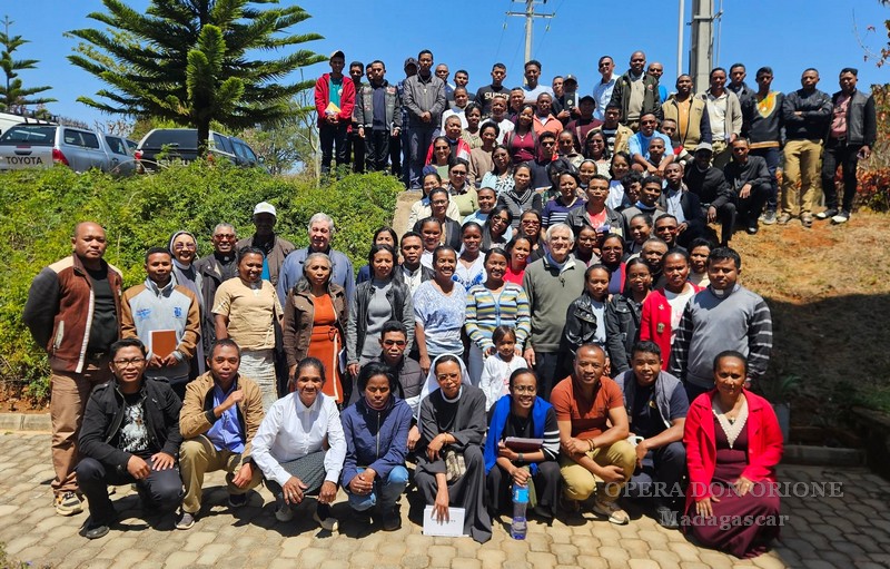 In Madagascar da 50 anni, ricominciando dal cuore -  31336