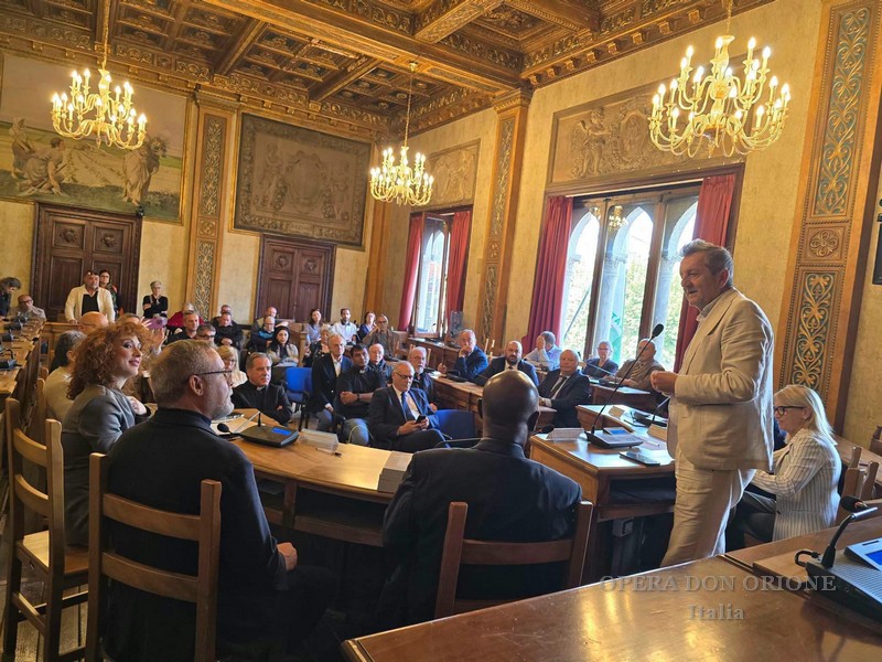 Italia - Avezzano cuore della Protezione Civile d'Abruzzo nel nome di Don Orione -  31414