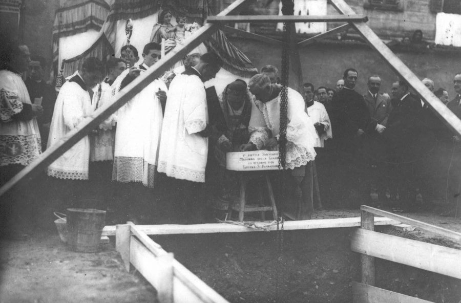 Un voto di pace lungo un secolo: Tortona celebra la Prima Pietra del Santuario della Madonna Guardia -  31532