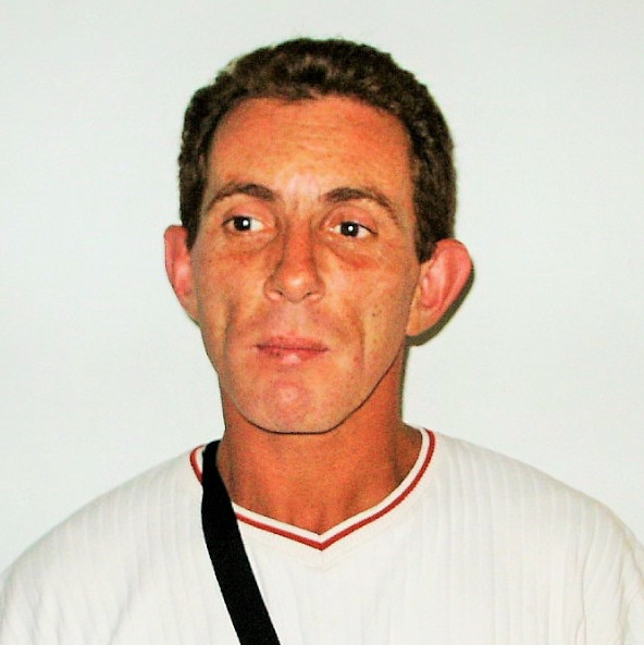 Fr. VERA Robero -  607